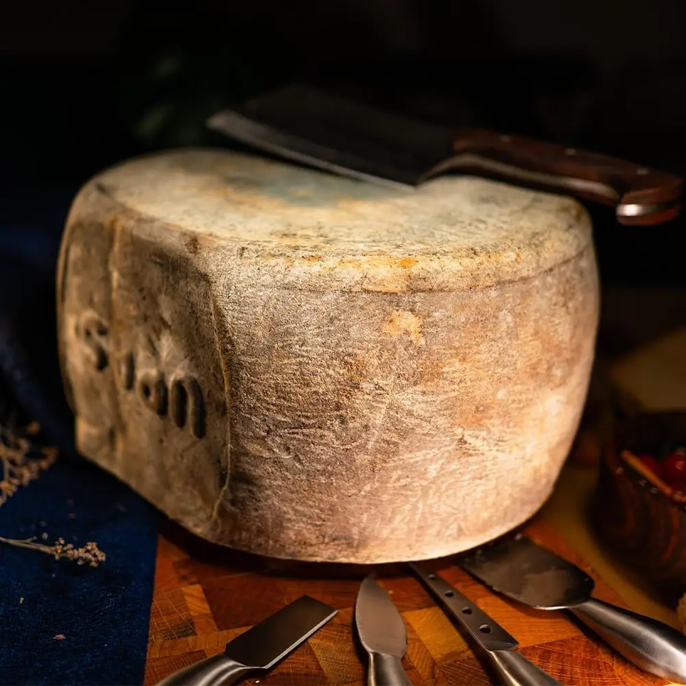 Tekerlek Kars Eski Kaşarı (Kelle) - 13 Kg